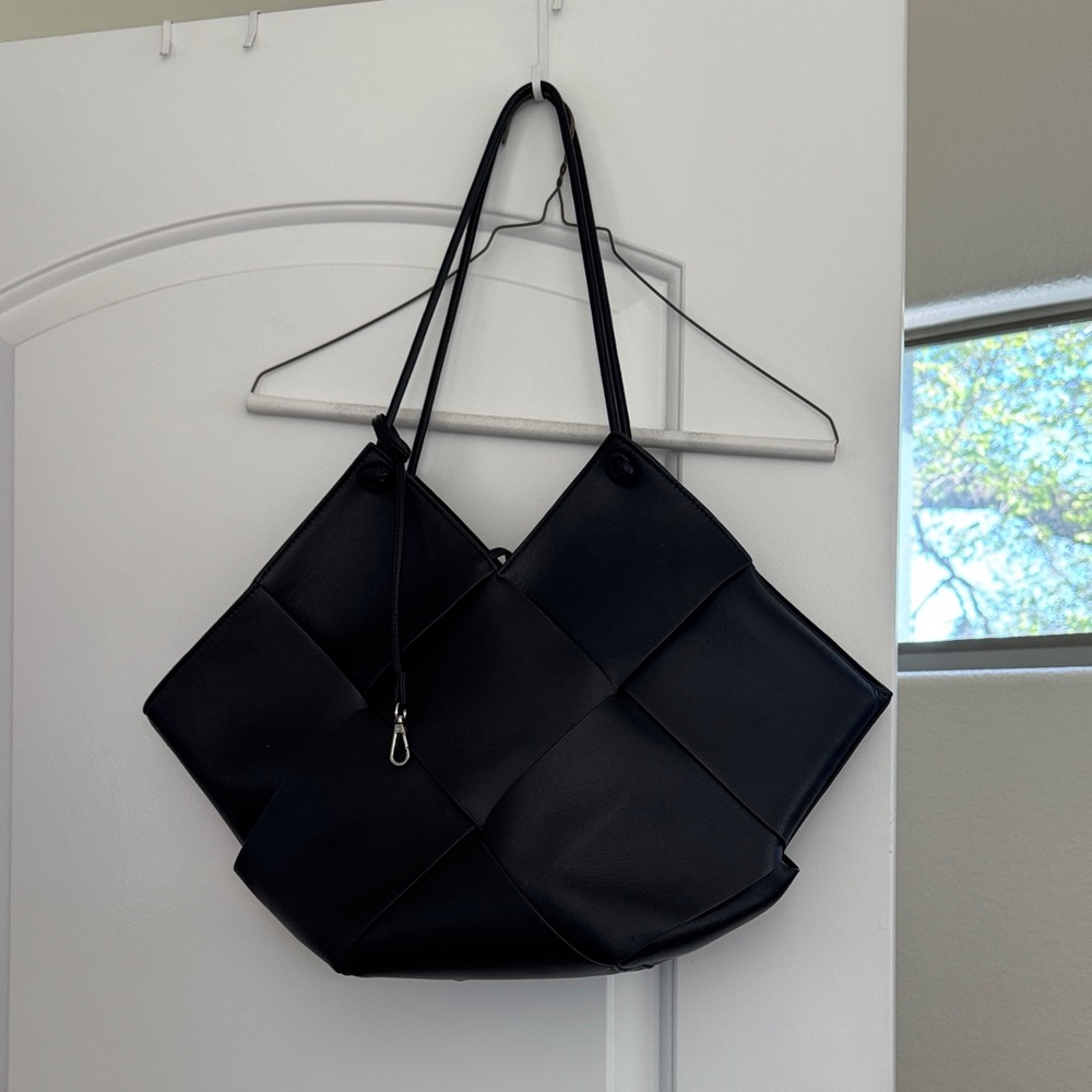Elegant Black Tote Bag